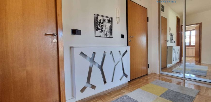 Dvosoban stan – Trg ilidžanske brigade / Dobbrinja IV Dvosoban stan – Trg ilidžanske brigade / Dobbrinja IV